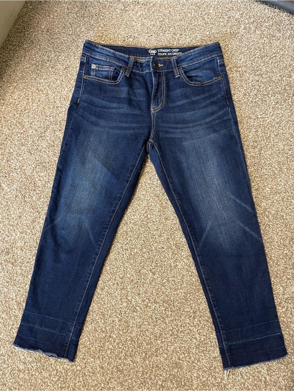 Gap Women’s Dark Blue Straight Crop Jeans